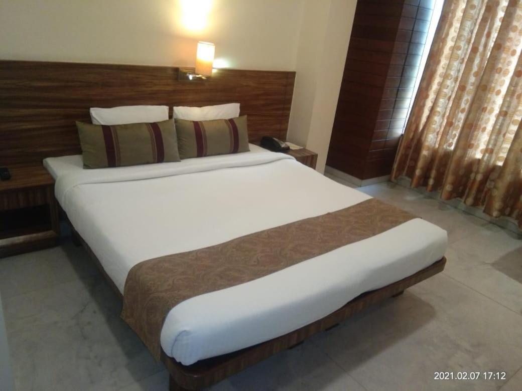 Hotel Jewel Of Chembur Bombay Eksteriør billede